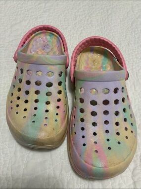 Kids Pastel Tie-Dye Water Clogs with Pink Heel Strap
